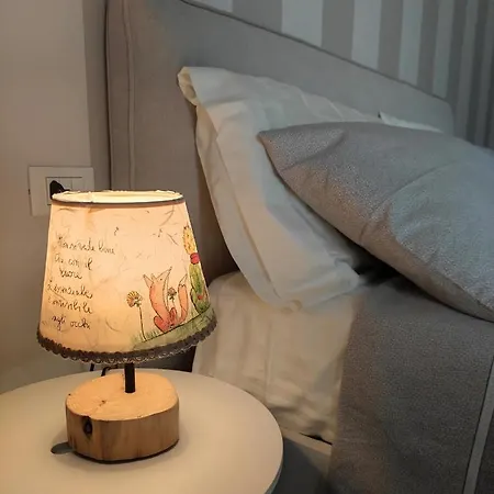 Rossetto E Cocciolato - Stanza Indipendente Con Bagno Privato A Guest house Pesaro