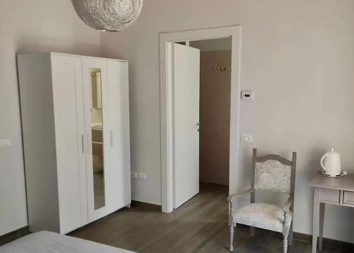 Rossetto E Cocciolato - Stanza Indipendente Con Bagno Privato A 3* Pesaro