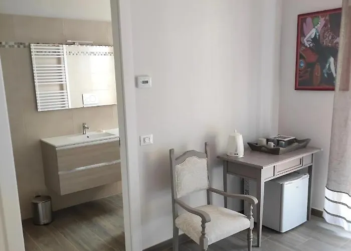 Rossetto E Cocciolato - Stanza Indipendente Con Bagno Privato A 3* Pesaro